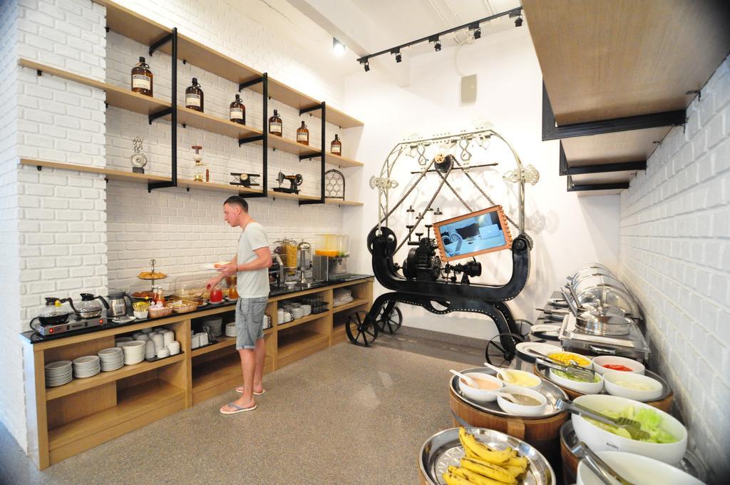 Forty Winks Phuket 酒店
