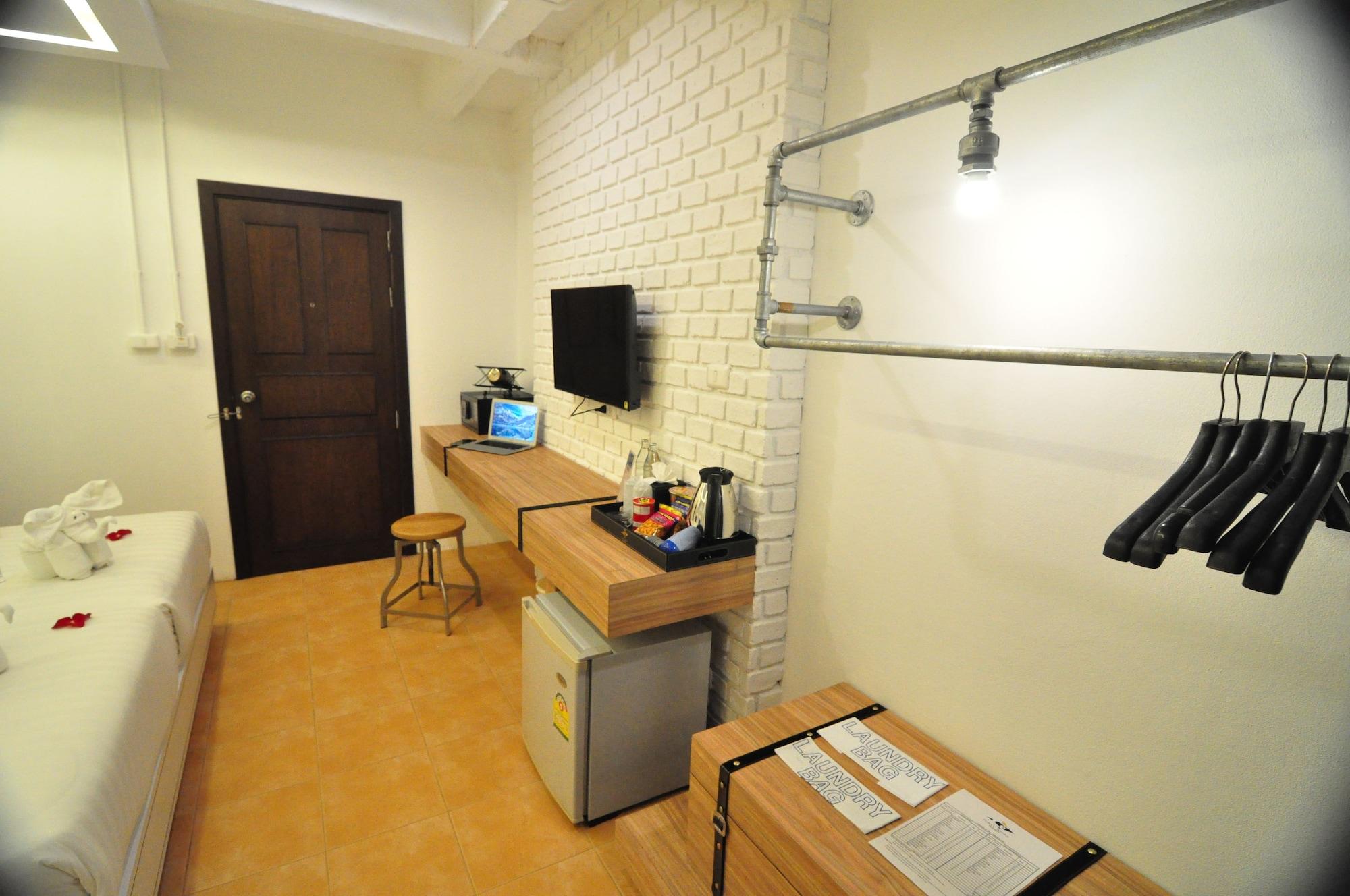 Forty Winks Phuket 酒店